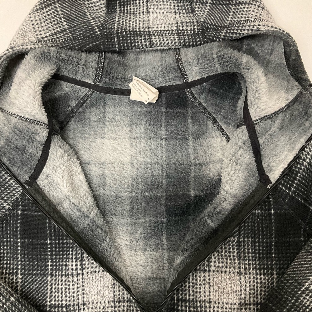 The North Face 1/4 Zip Fleece Hoodie - Picture 5 of 11